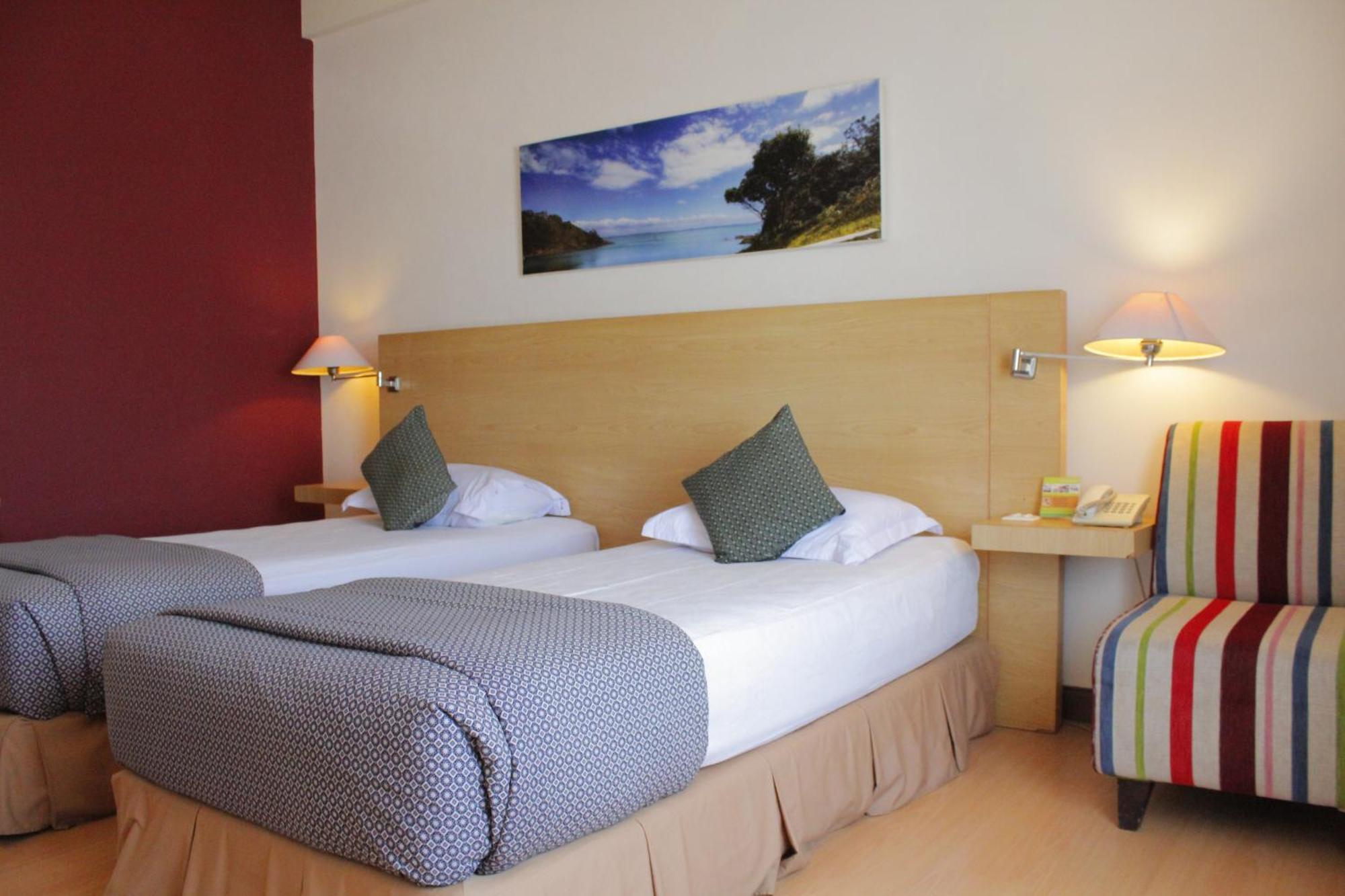 Lux Tychi Hotel Malang Ngoại thất bức ảnh